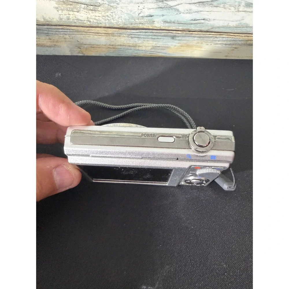 Olympus FE-370 Digital Camera Silver Good 5x Optical Zoom Compact Point & Shoot